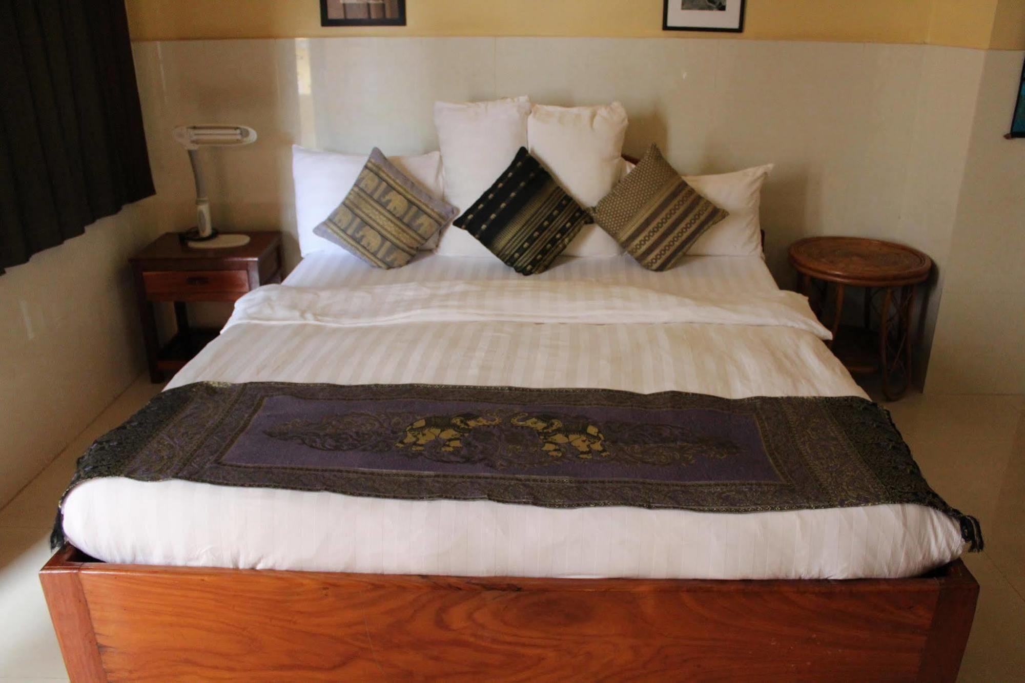 Seven Candles Guesthouse Siem Reap Exterior foto